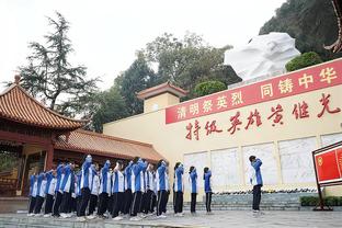 Giới truyền thông: Viện trợ nước ngoài lớn của đội Tân Cương Tanner Grove đã chính thức đến Chiết Giang hội họp với đội bóng